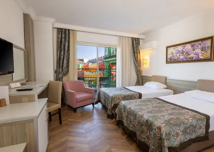 Resort Crystal Aura Aqua Collection