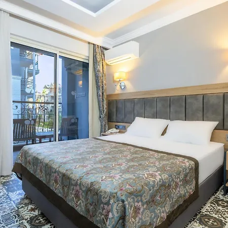 Crystal Aura Aqua Collection Resort Kemer