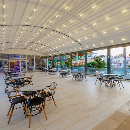 Resort Crystal Aura Aqua Collection