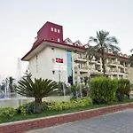 Üdülőközpont Crystal Aura Aqua Collection 5*