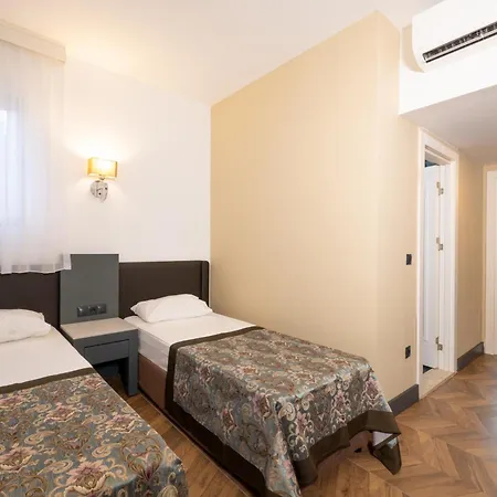 Crystal Aura Aqua Collection