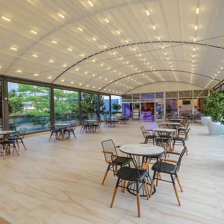 Курортный комплекс Crystal Aura Aqua Collection 5*